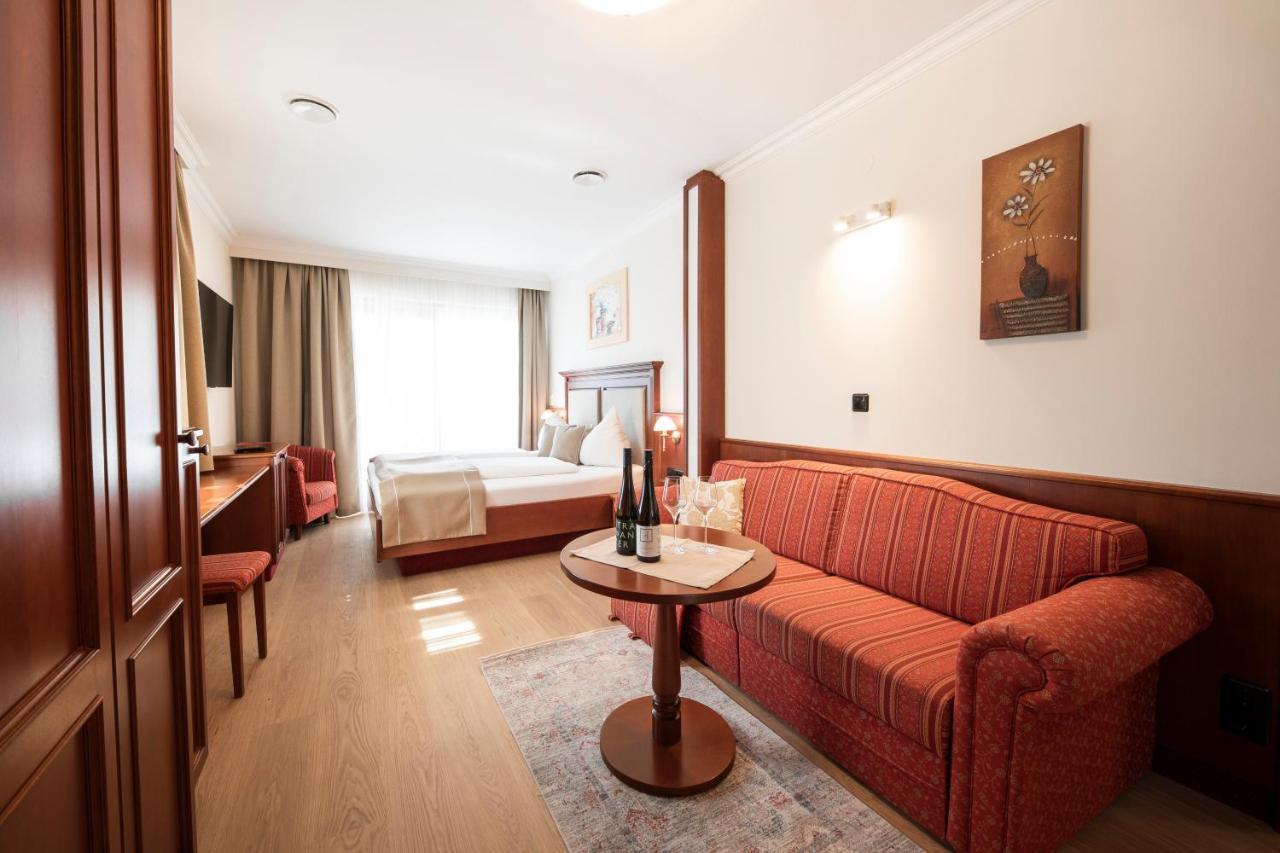 Weingut Donabaum "In Der Spitz" Appartement Spitz an der Donau Buitenkant foto