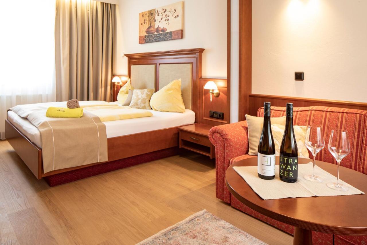 Weingut Donabaum "In Der Spitz" Appartement Spitz an der Donau Buitenkant foto