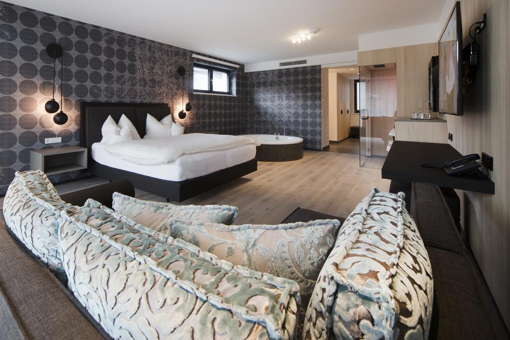 Weingut Donabaum "In Der Spitz" Appartement Spitz an der Donau Buitenkant foto